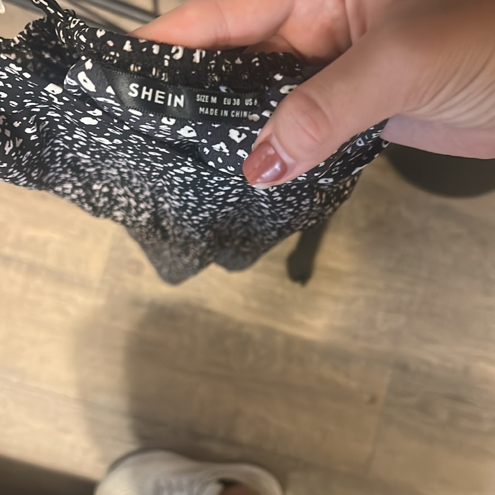 Dress - Picture 2 of 2